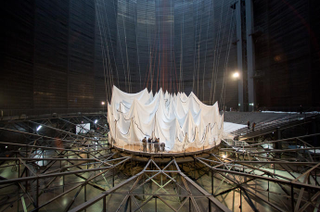 Illustration for article titled Christo's Gigantic Indoor Balloon Will Dwarf the Senses
